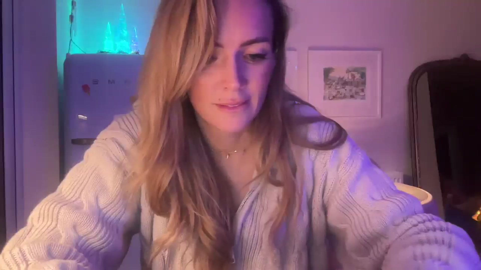 Gallery image thumbnail from Courtney's myfreecams stream on, 12/13/2025, 18:30 image 16 of 20
