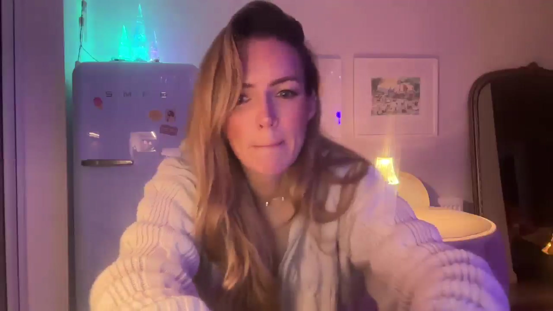 Gallery image thumbnail from Courtney's myfreecams stream on, 12/13/2025, 18:30 image 14 of 20