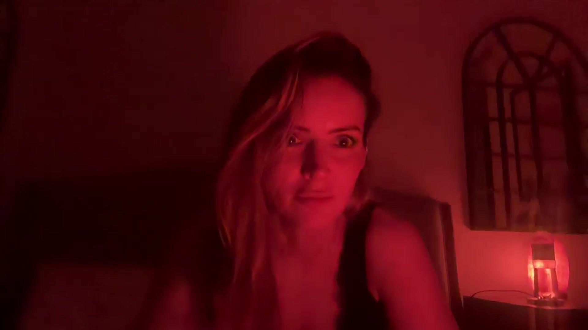 Gallery image thumbnail from Courtney's myfreecams stream on, 12/13/2025, 22:53 image 10 of 20