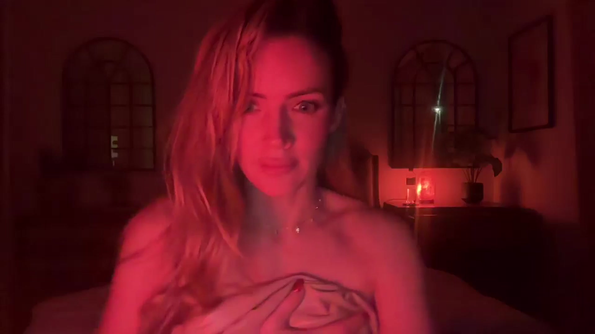 Gallery image thumbnail from Courtney's myfreecams stream on, 12/13/2025, 22:53 image 6 of 20