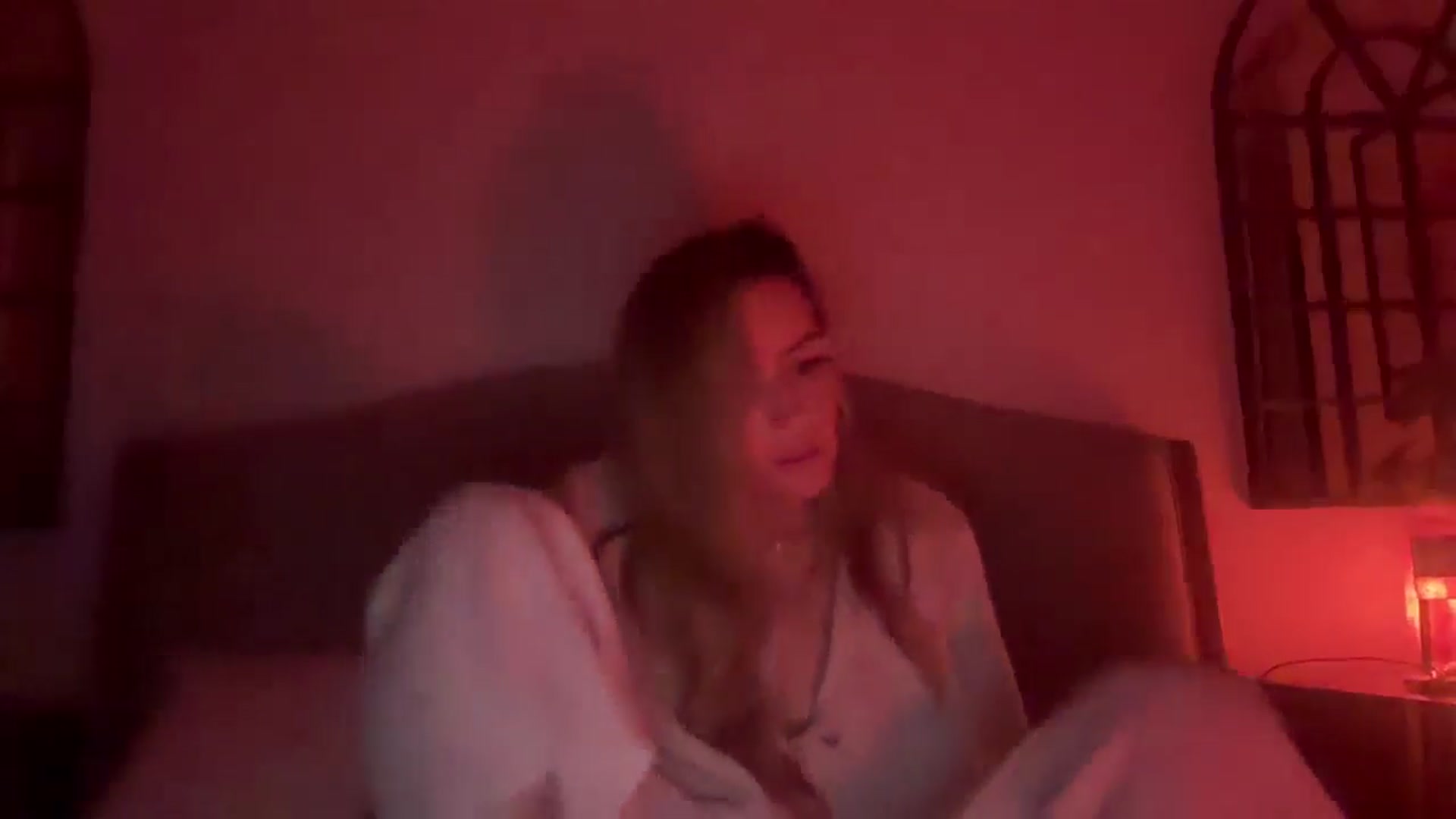 Gallery image thumbnail from Courtney's myfreecams stream on, 12/13/2025, 22:53 image 20 of 20
