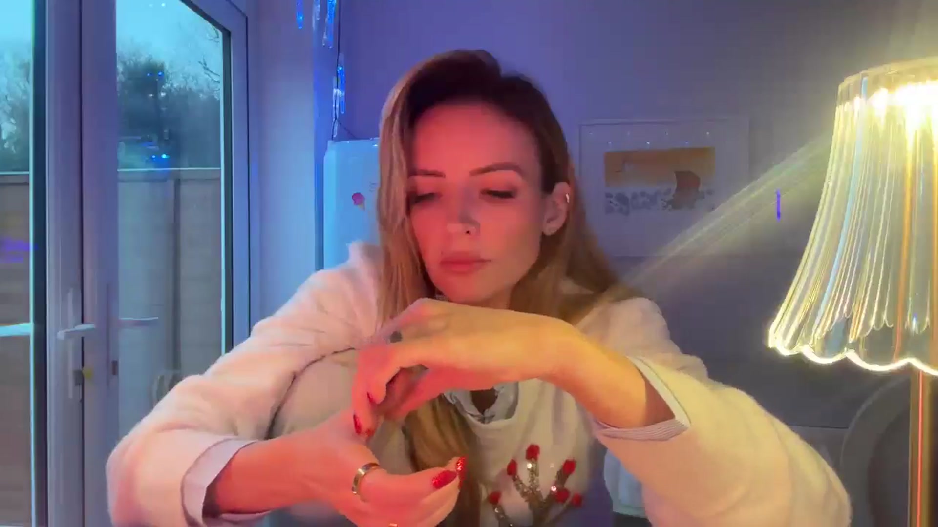 Gallery image thumbnail from Courtney's myfreecams stream on, 12/17/2025, 14:57 image 19 of 20