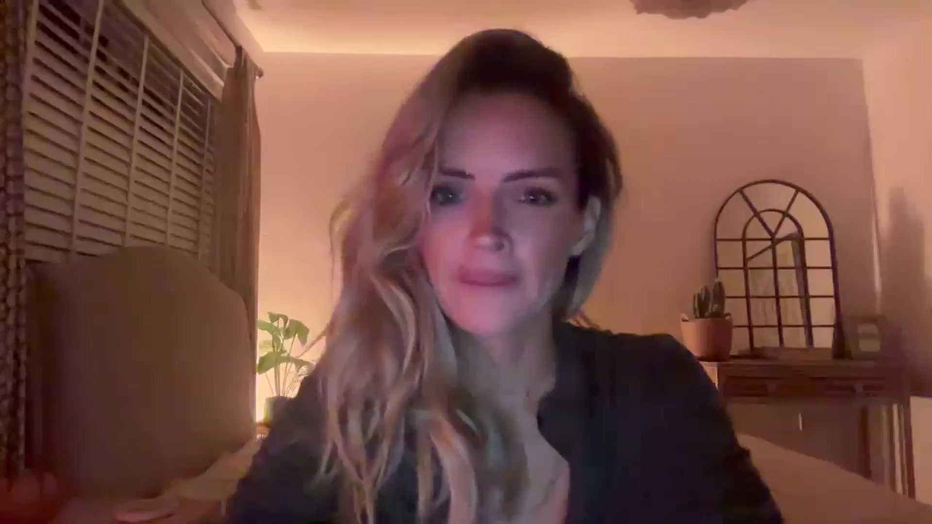 Gallery image thumbnail from Courtney's myfreecams stream on, 02/01/2026, 24:14 image 9 of 20