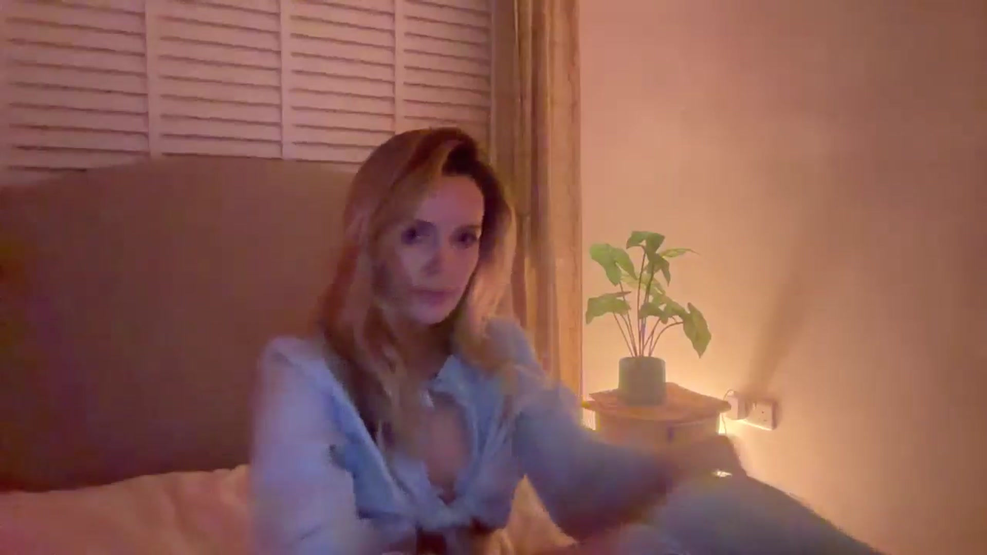 Gallery image thumbnail from Courtney's myfreecams stream on, 02/02/2026, 24:02 image 20 of 20