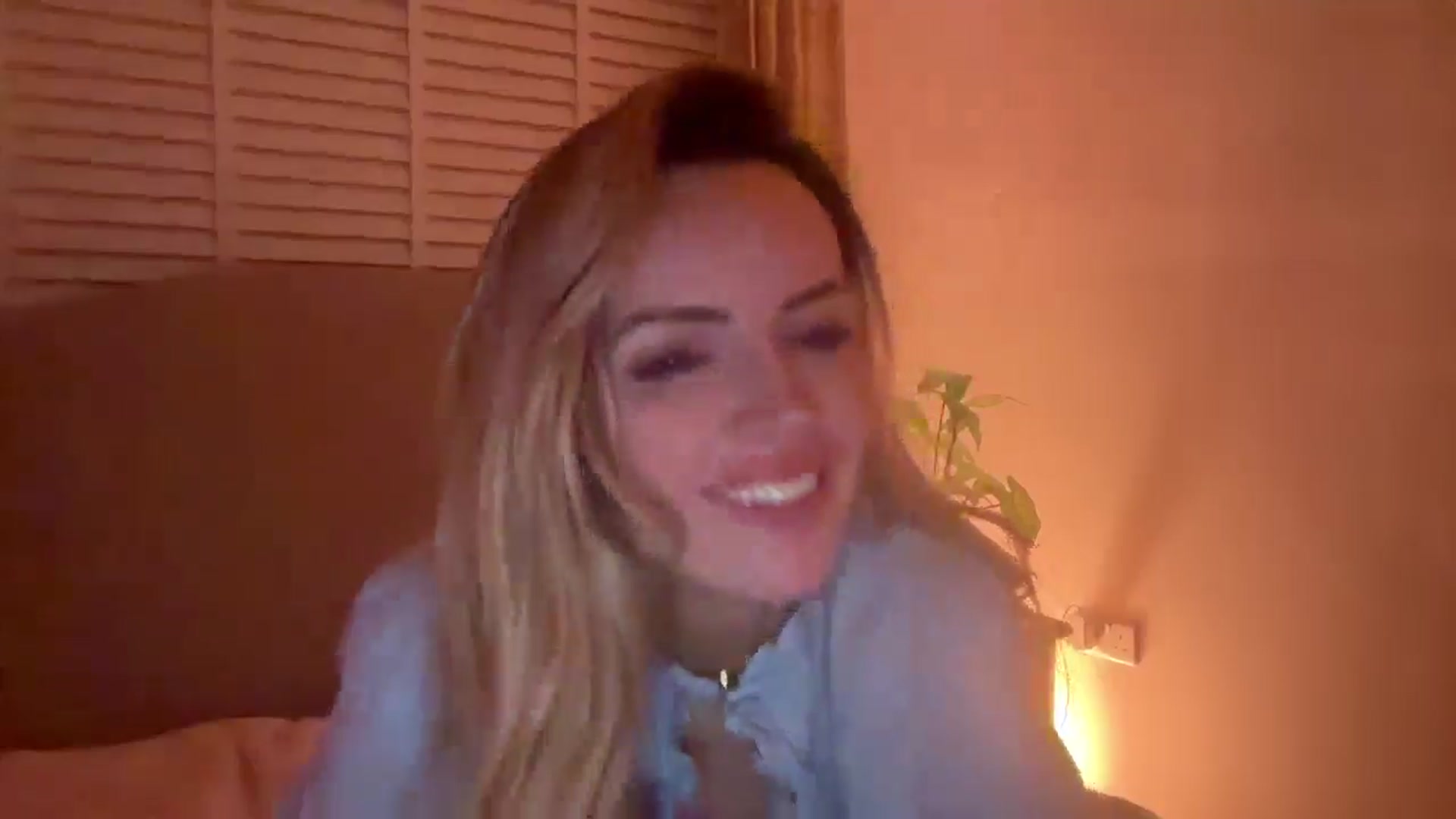 Gallery image thumbnail from Courtney's myfreecams stream on, 02/02/2026, 24:02 image 3 of 20
