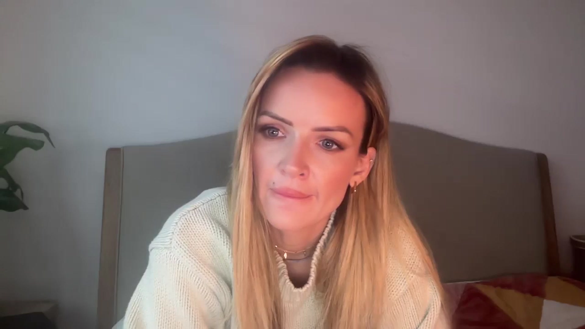 Gallery image thumbnail from Courtney's myfreecams stream on, 02/15/2026, 13:17 image 6 of 20