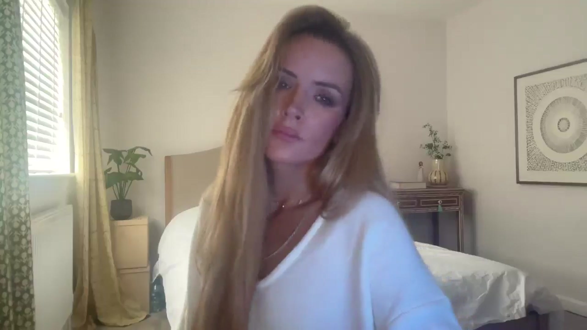 Gallery image thumbnail from Courtney's myfreecams stream on, 02/21/2026, 14:01 image 13 of 20