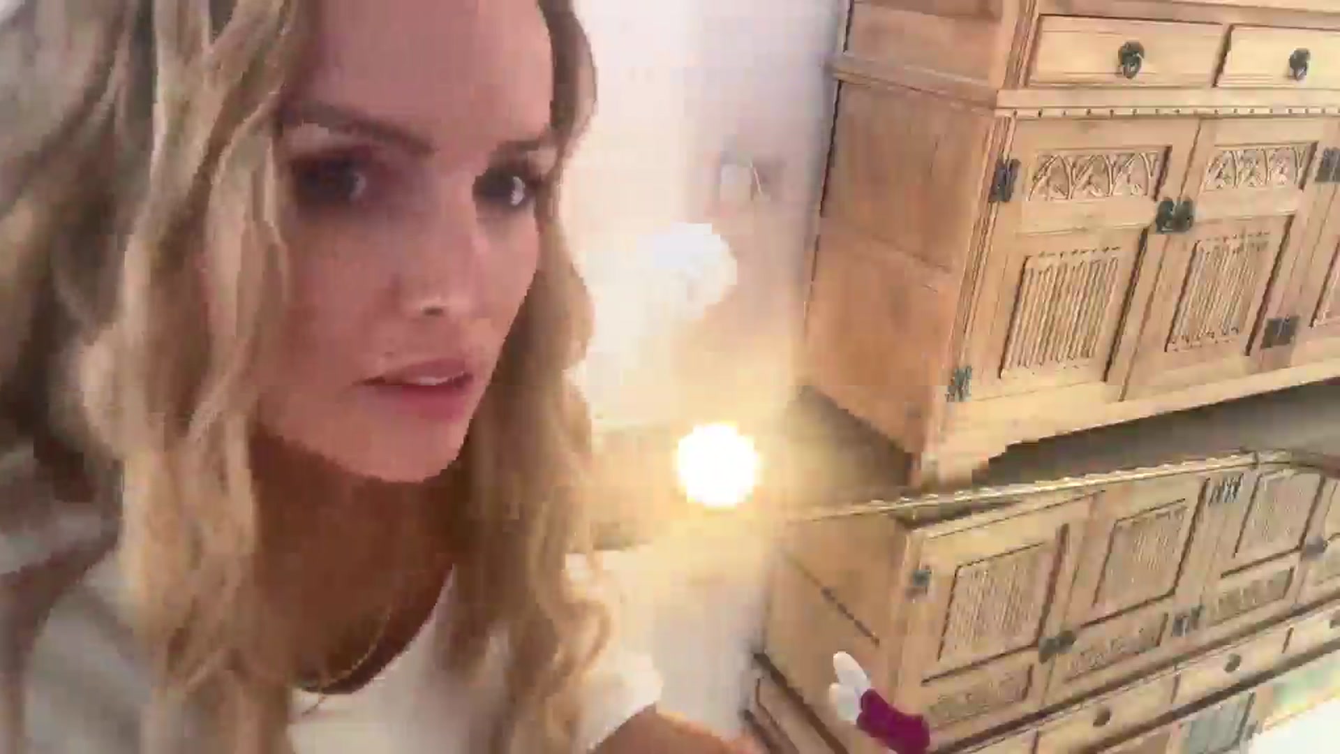 Gallery image thumbnail from Courtney's myfreecams stream on, 02/22/2026, 14:14 image 17 of 20
