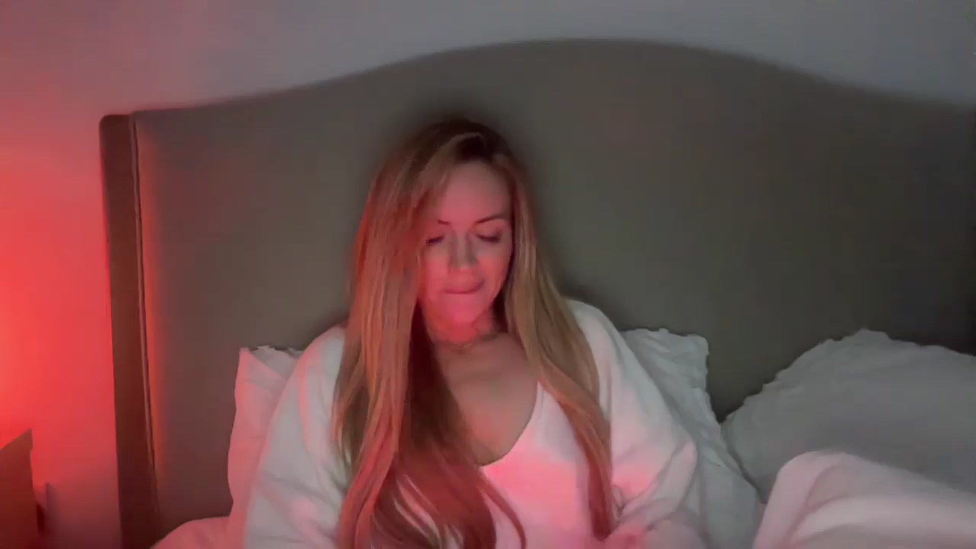 Gallery image thumbnail from Courtney's myfreecams stream on, 02/25/2026, 01:21 image 17 of 20