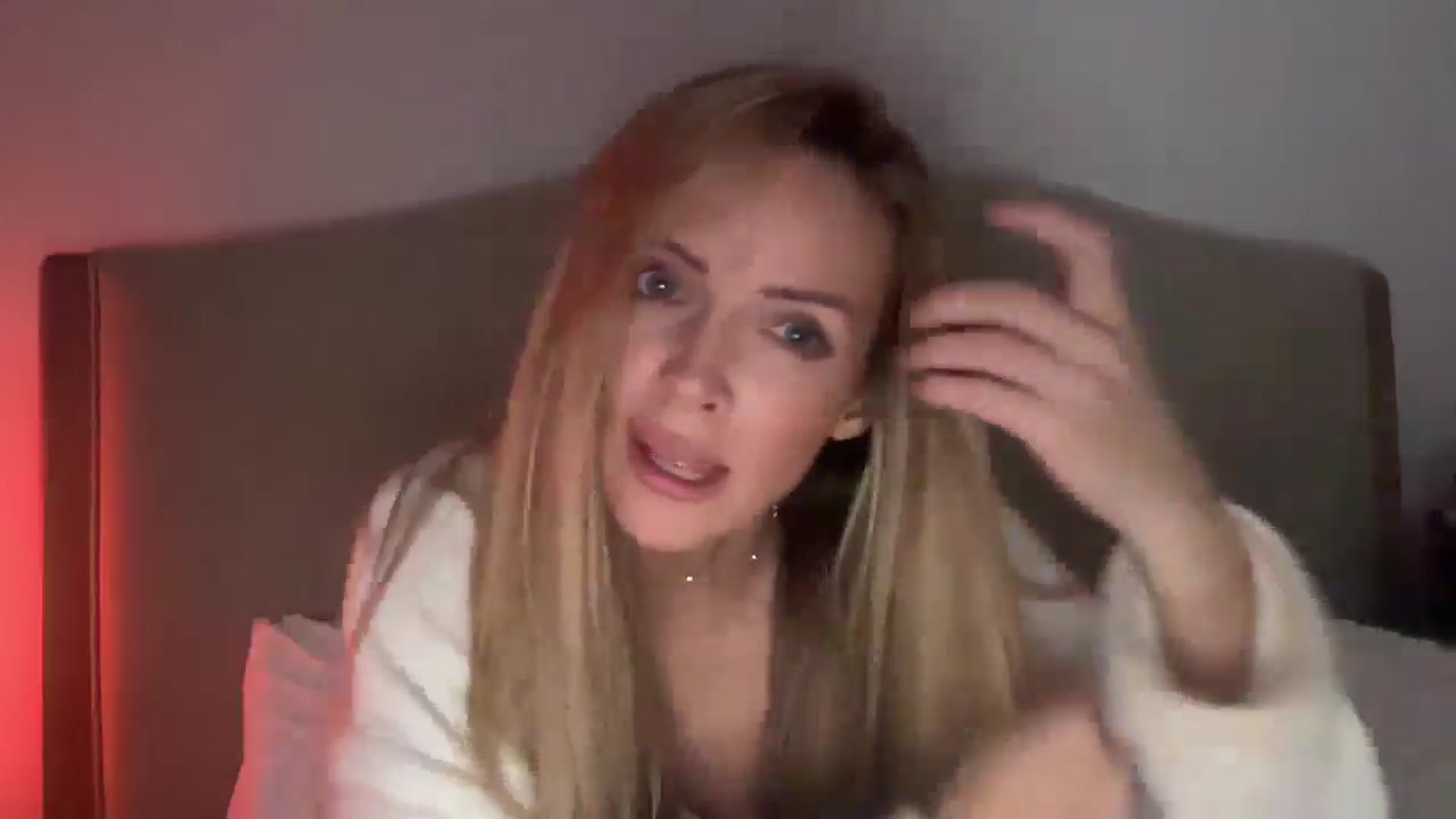Gallery image thumbnail from Courtney's myfreecams stream on, 02/25/2026, 01:21 image 8 of 20