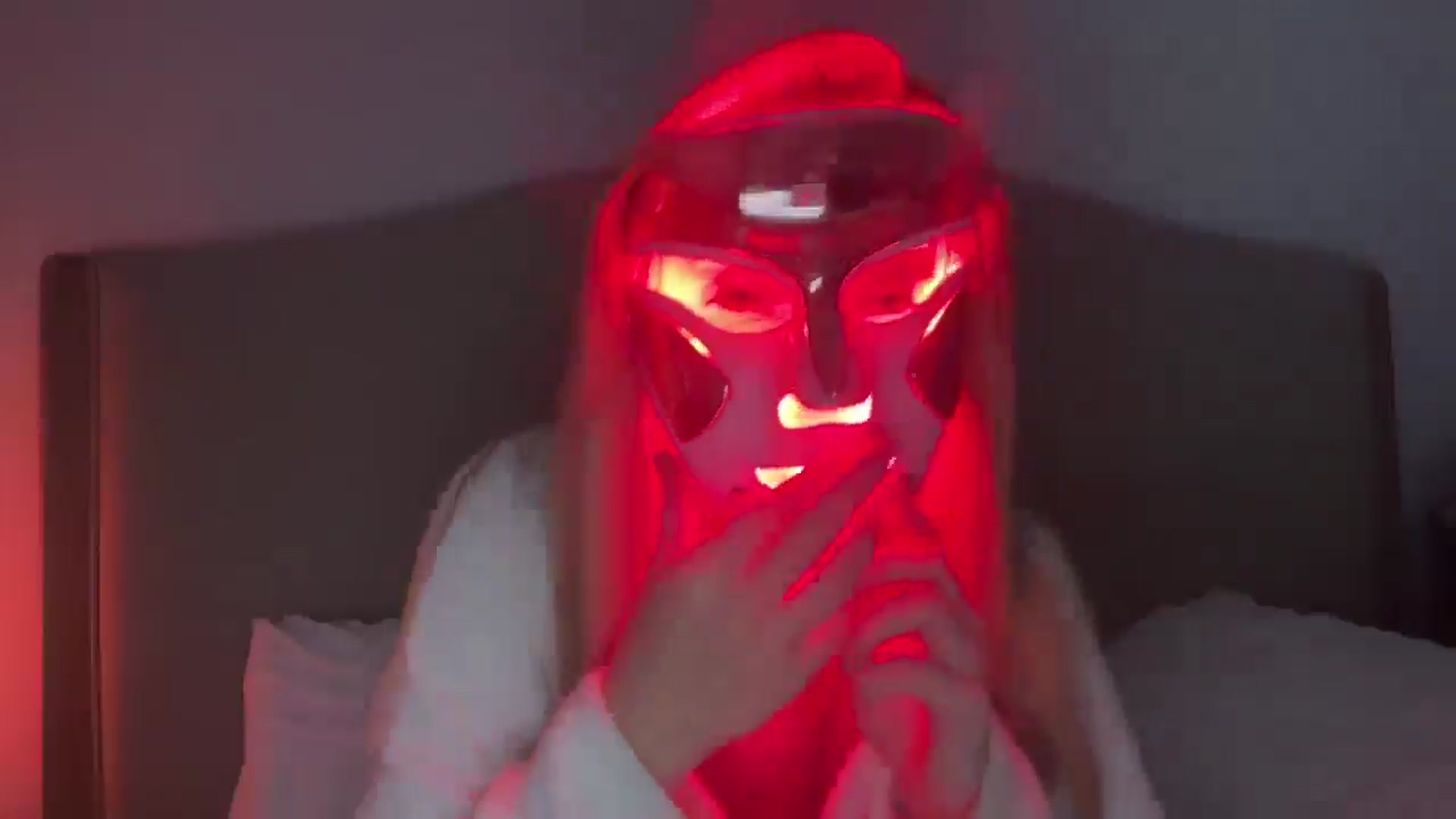Gallery image thumbnail from Courtney's myfreecams stream on, 02/25/2026, 01:21 image 9 of 20