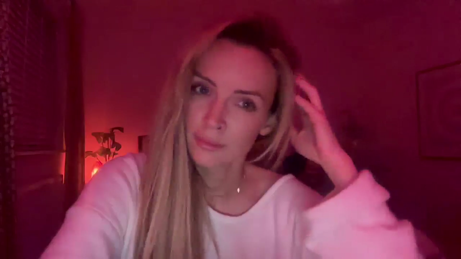 Gallery image thumbnail from Courtney's myfreecams stream on, 02/25/2026, 01:49 image 17 of 20