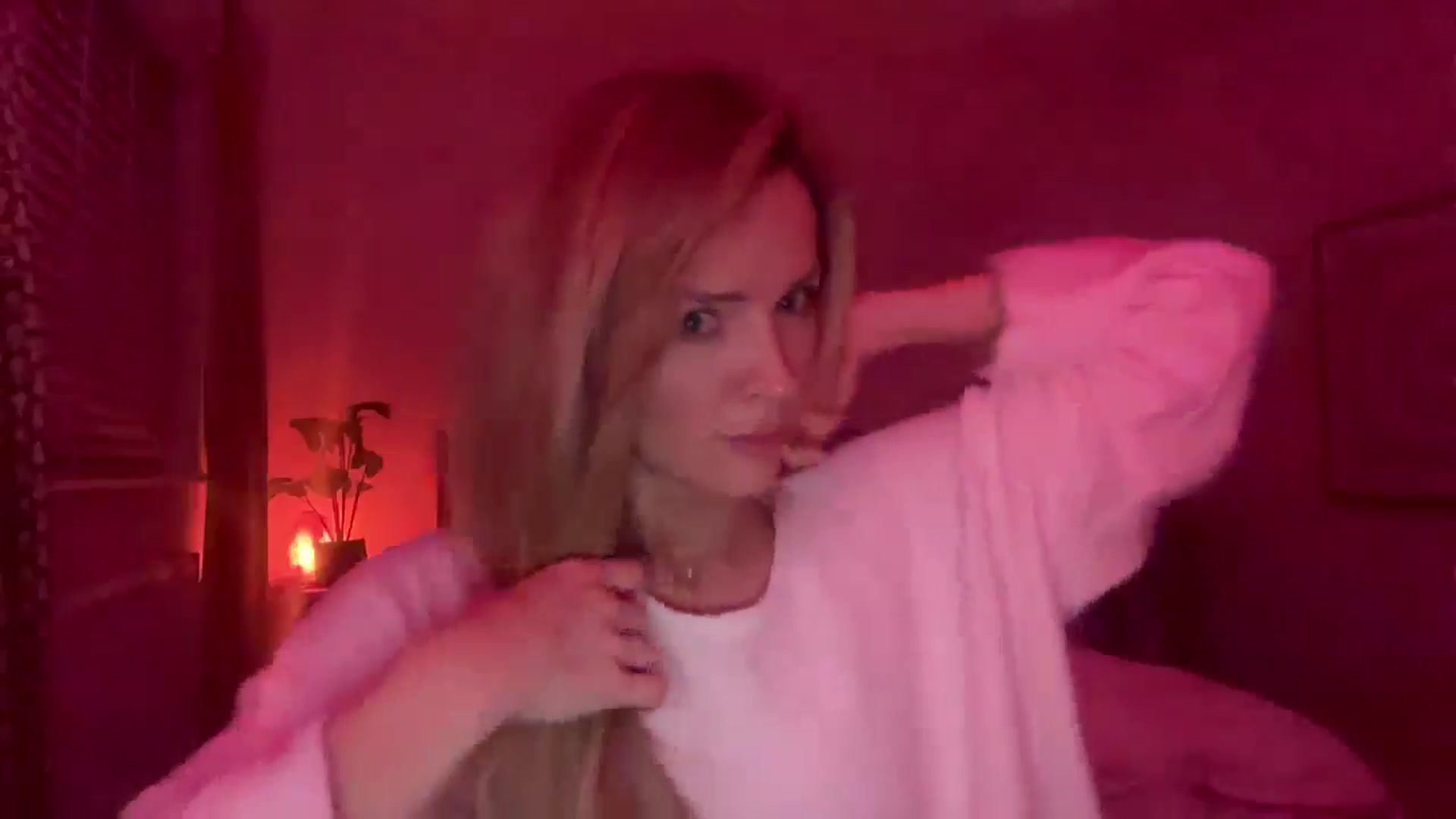 Gallery image thumbnail from Courtney's myfreecams stream on, 02/25/2026, 01:49 image 19 of 20