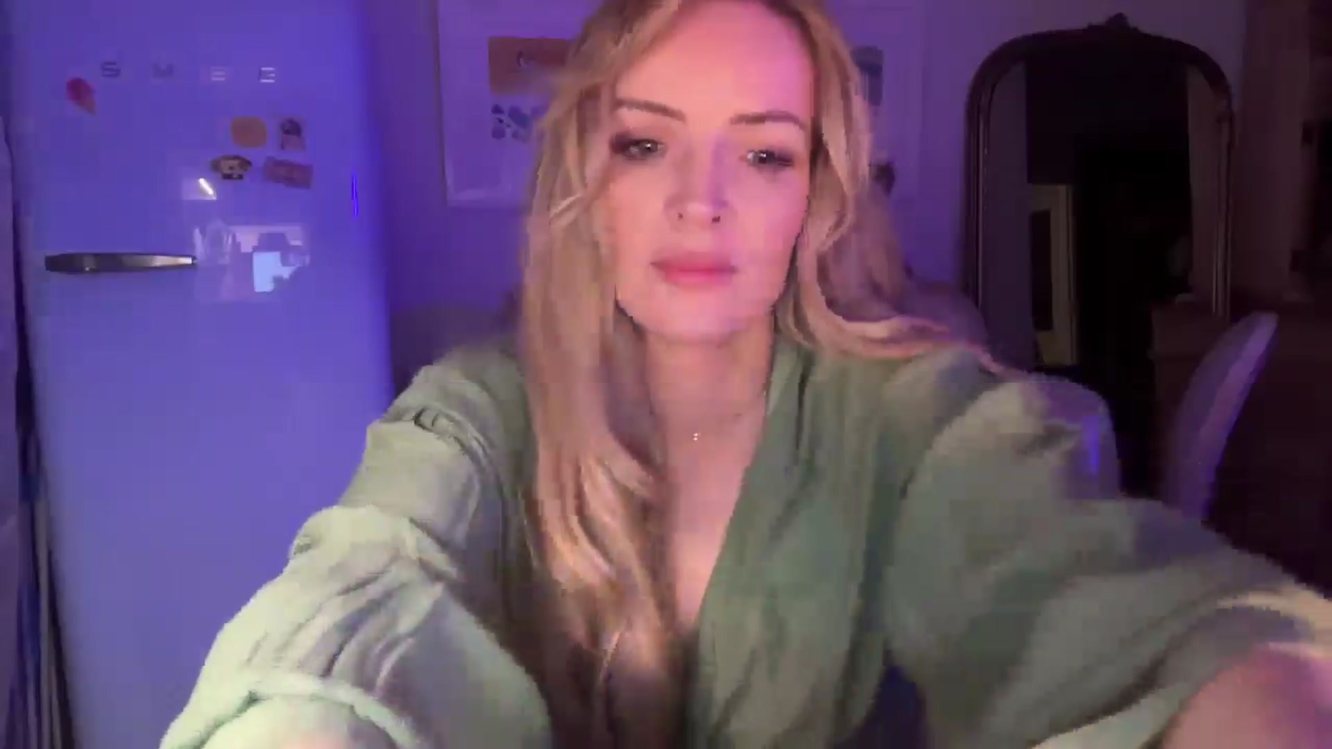 Gallery image thumbnail from Courtney's myfreecams stream on, 02/27/2026, 22:15 image 18 of 20
