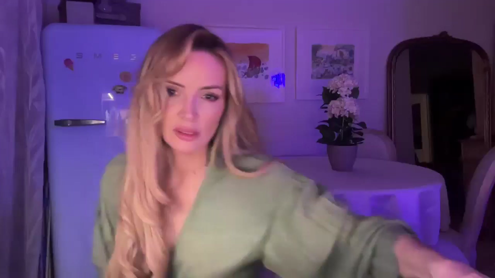 Gallery image thumbnail from Courtney's myfreecams stream on, 02/27/2026, 22:15 image 1 of 20