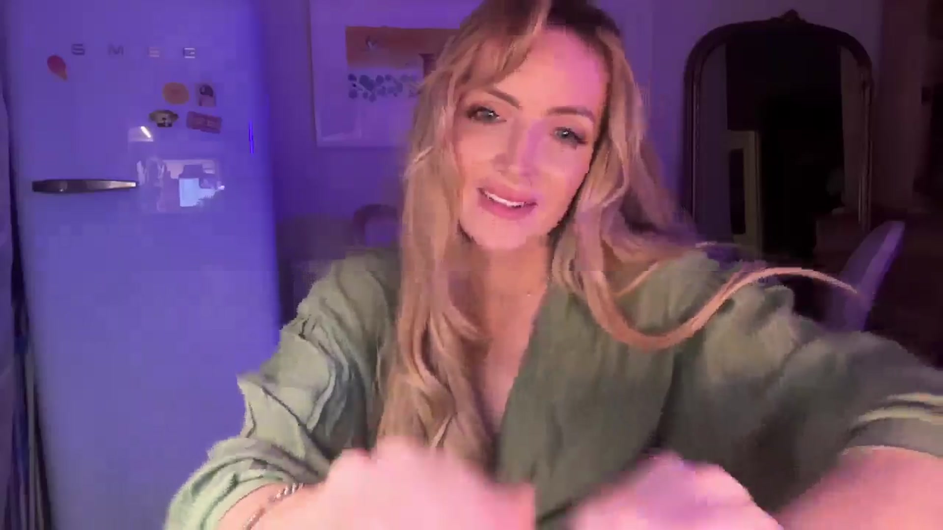 Gallery image thumbnail from Courtney's myfreecams stream on, 02/27/2026, 22:15 image 16 of 20