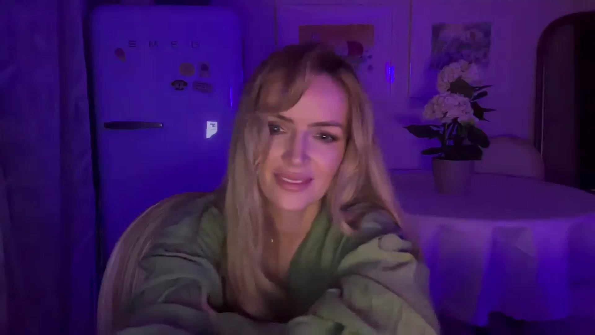 Gallery image thumbnail from Courtney's myfreecams stream on, 02/27/2026, 23:28 image 15 of 20