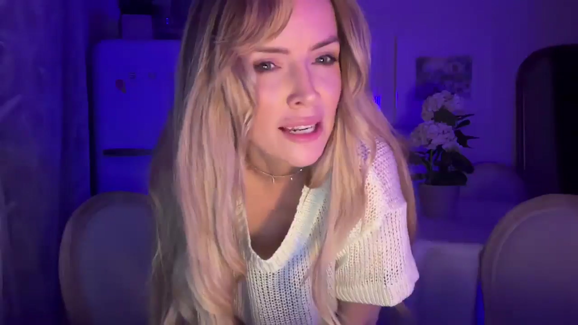 Gallery image thumbnail from Courtney's myfreecams stream on, 02/27/2026, 23:28 image 6 of 20