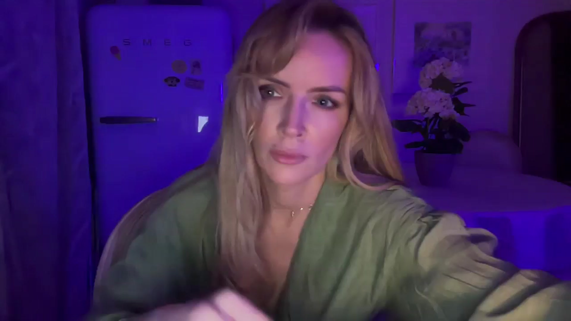 Gallery image thumbnail from Courtney's myfreecams stream on, 02/27/2026, 23:28 image 11 of 20