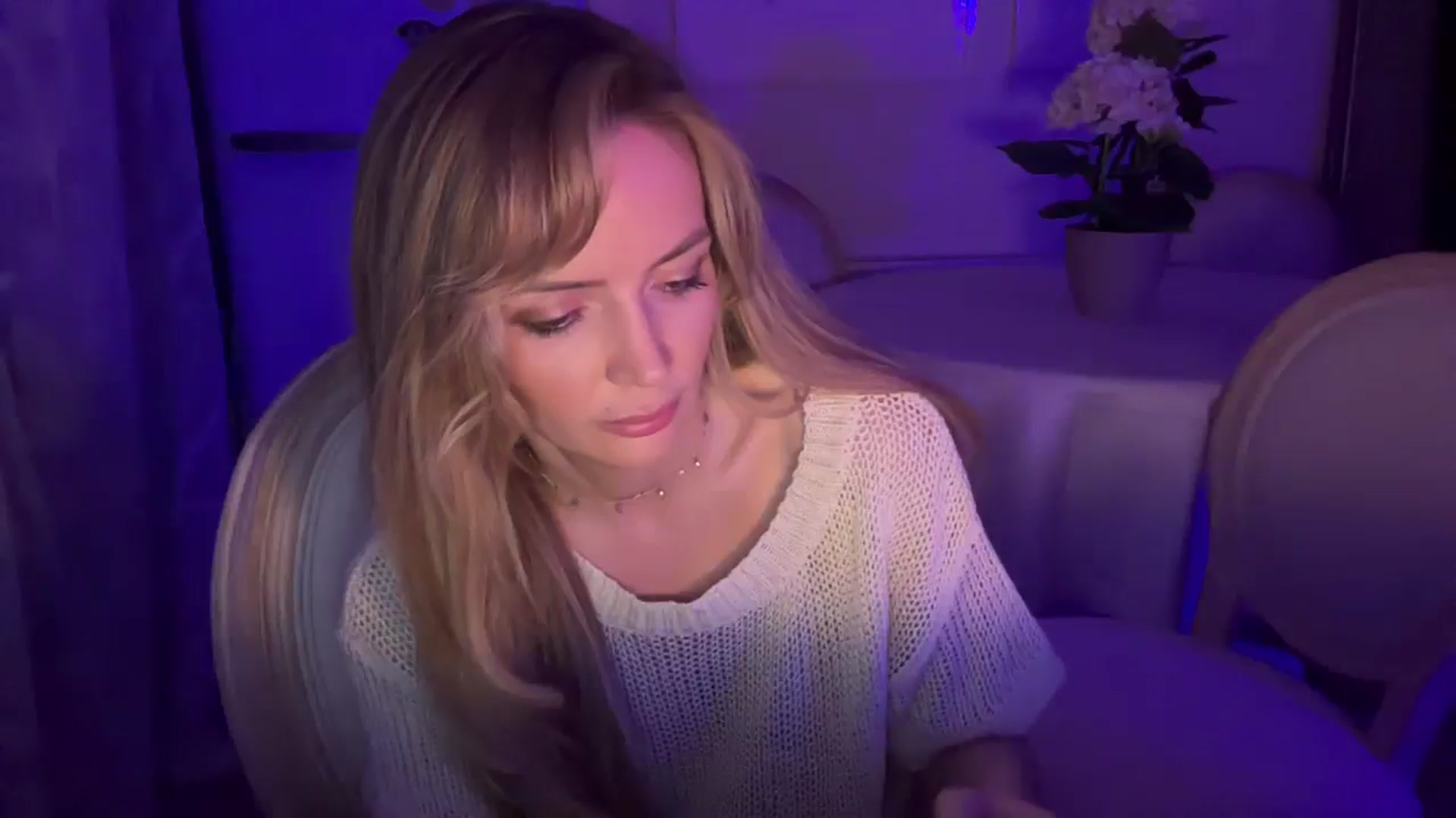 Gallery image thumbnail from Courtney's myfreecams stream on, 02/27/2026, 23:28 image 2 of 20