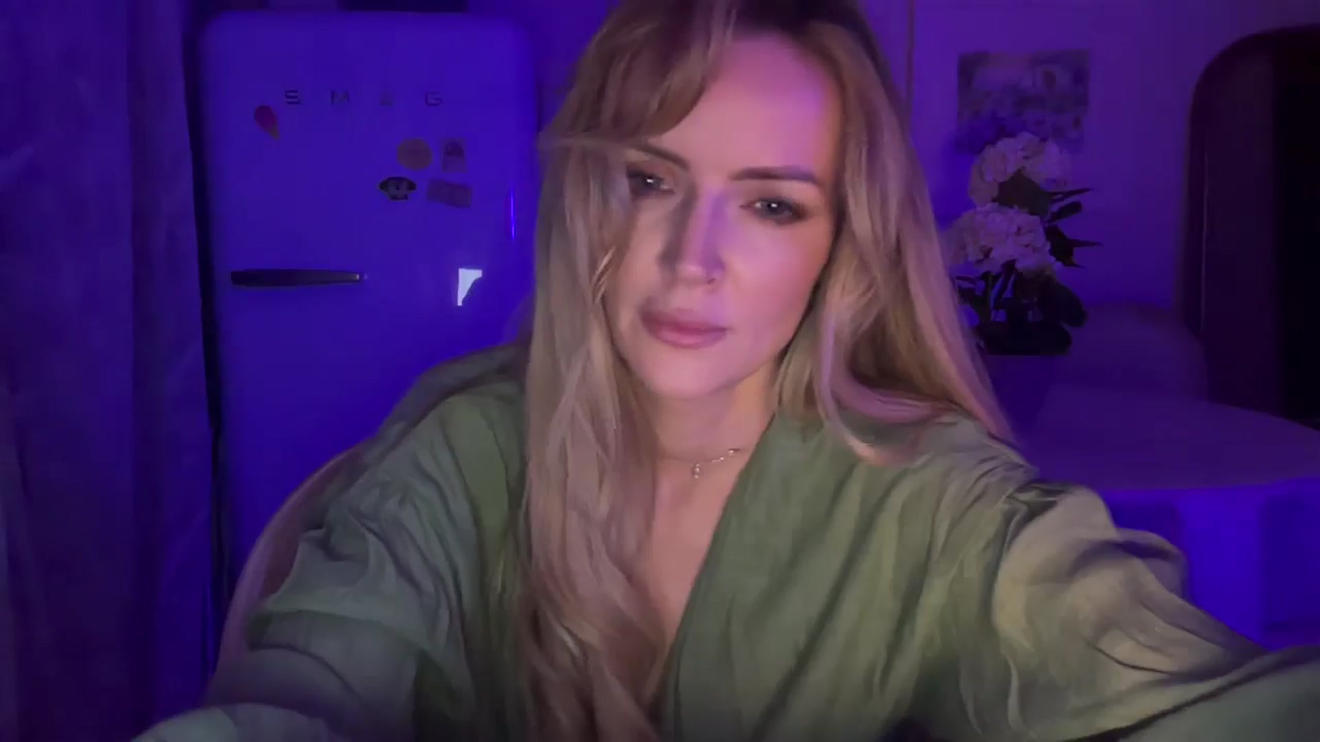 Gallery image thumbnail from Courtney's myfreecams stream on, 02/27/2026, 23:28 image 14 of 20
