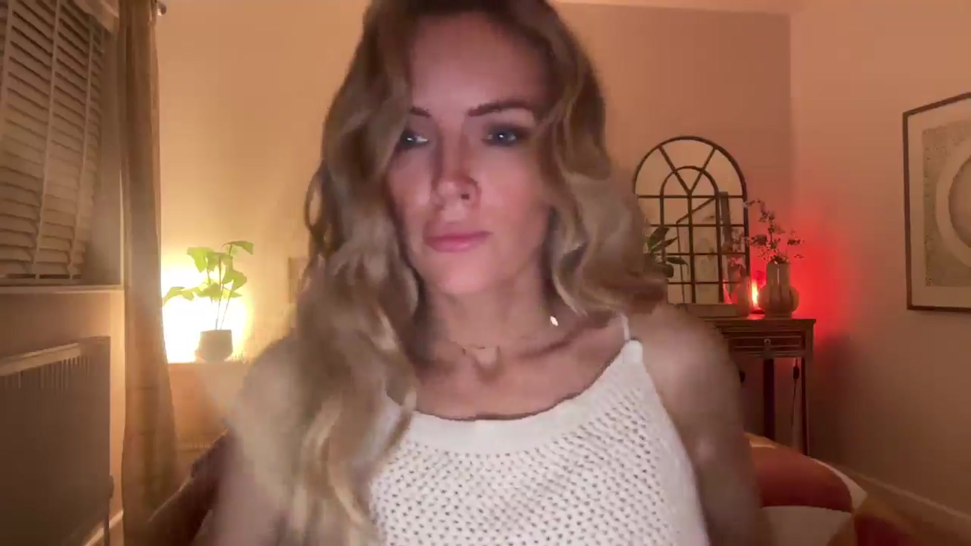 Gallery image thumbnail from Courtney's myfreecams stream on, 03/02/2026, 24:09 image 13 of 20