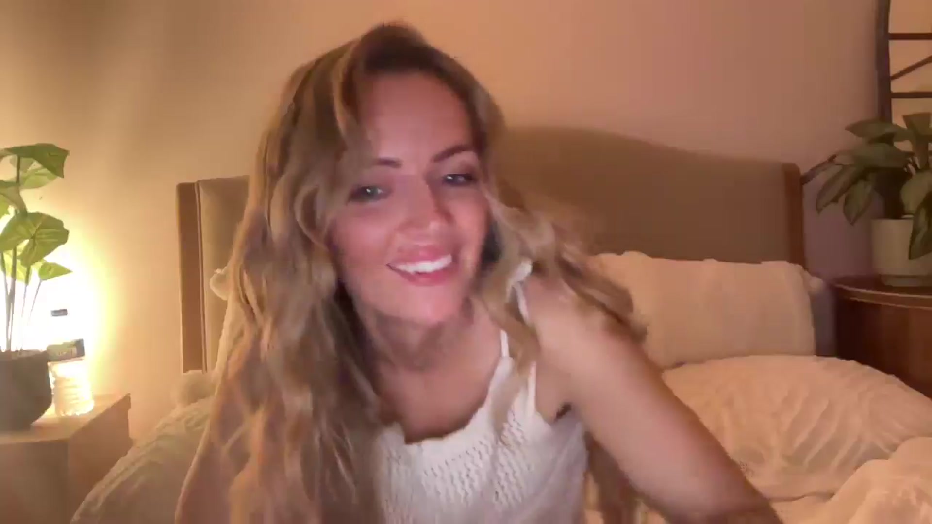 Gallery image thumbnail from Courtney's myfreecams stream on, 03/02/2026, 24:09 image 4 of 20