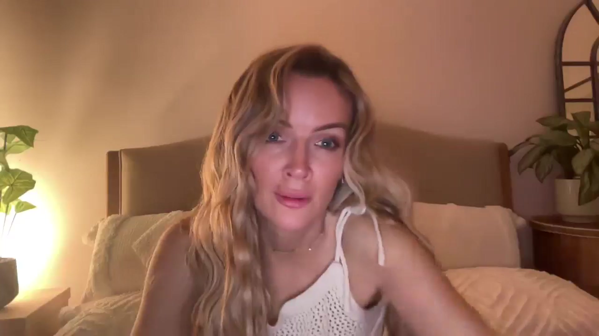 Gallery image thumbnail from Courtney's myfreecams stream on, 03/02/2026, 24:09 image 14 of 20