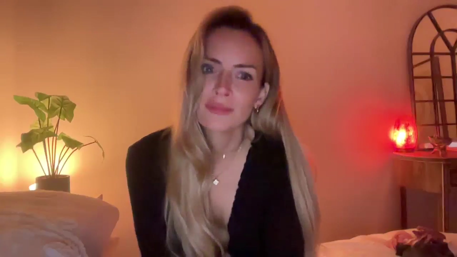 Gallery image thumbnail from Courtney's myfreecams stream on, 03/30/2026, 23:05 image 17 of 20