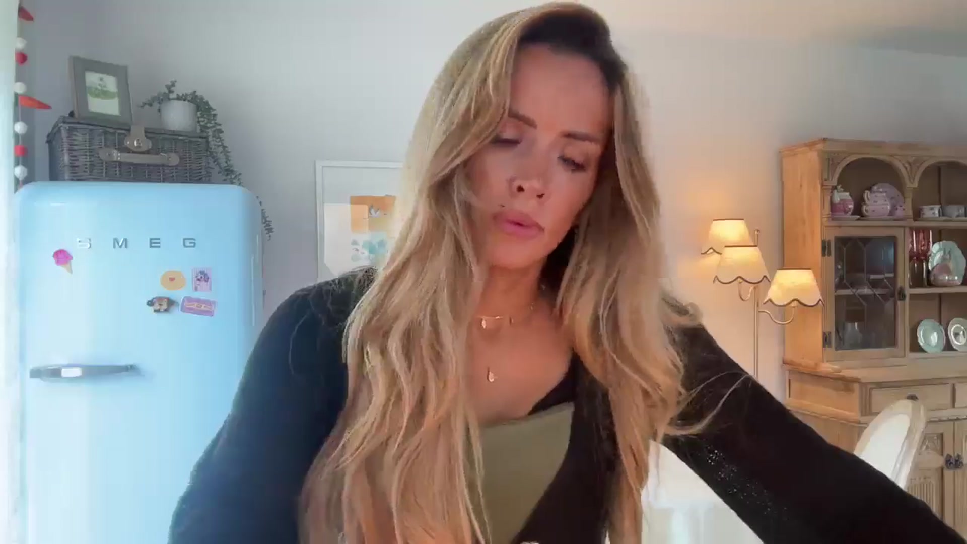 Gallery image thumbnail from Courtney's myfreecams stream on, 04/19/2026, 12:20 image 9 of 20