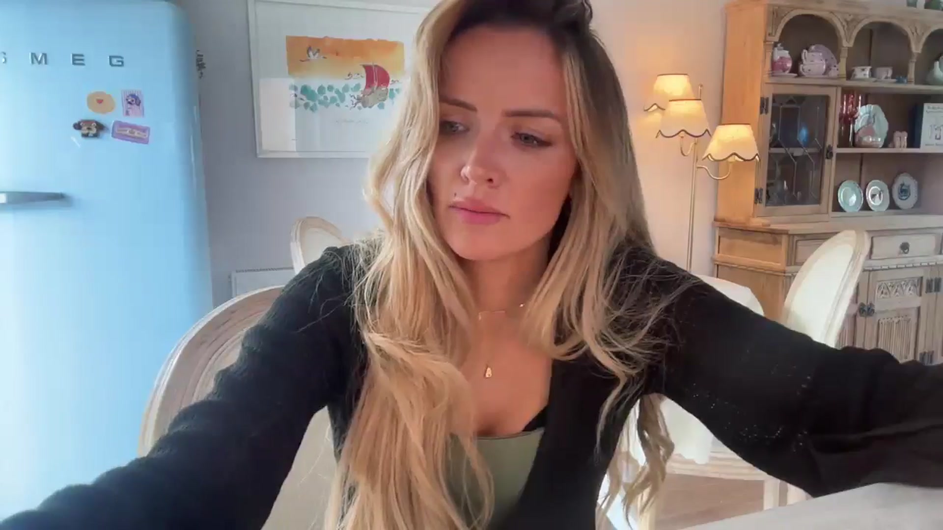 Gallery image thumbnail from Courtney's myfreecams stream on, 04/19/2026, 12:20 image 18 of 20