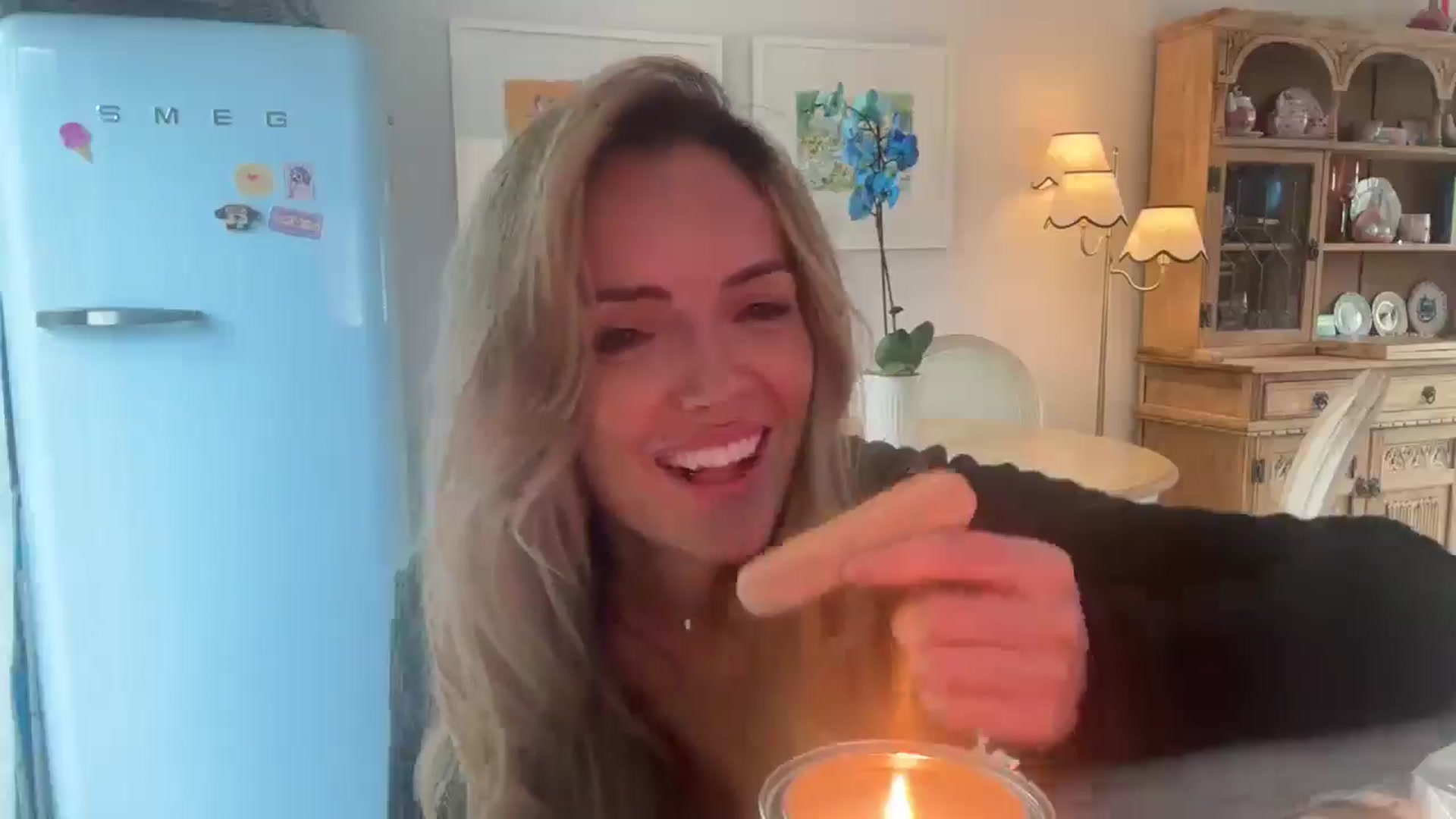Gallery image thumbnail from Courtney's myfreecams stream on, 04/27/2026, 15:57 image 15 of 20