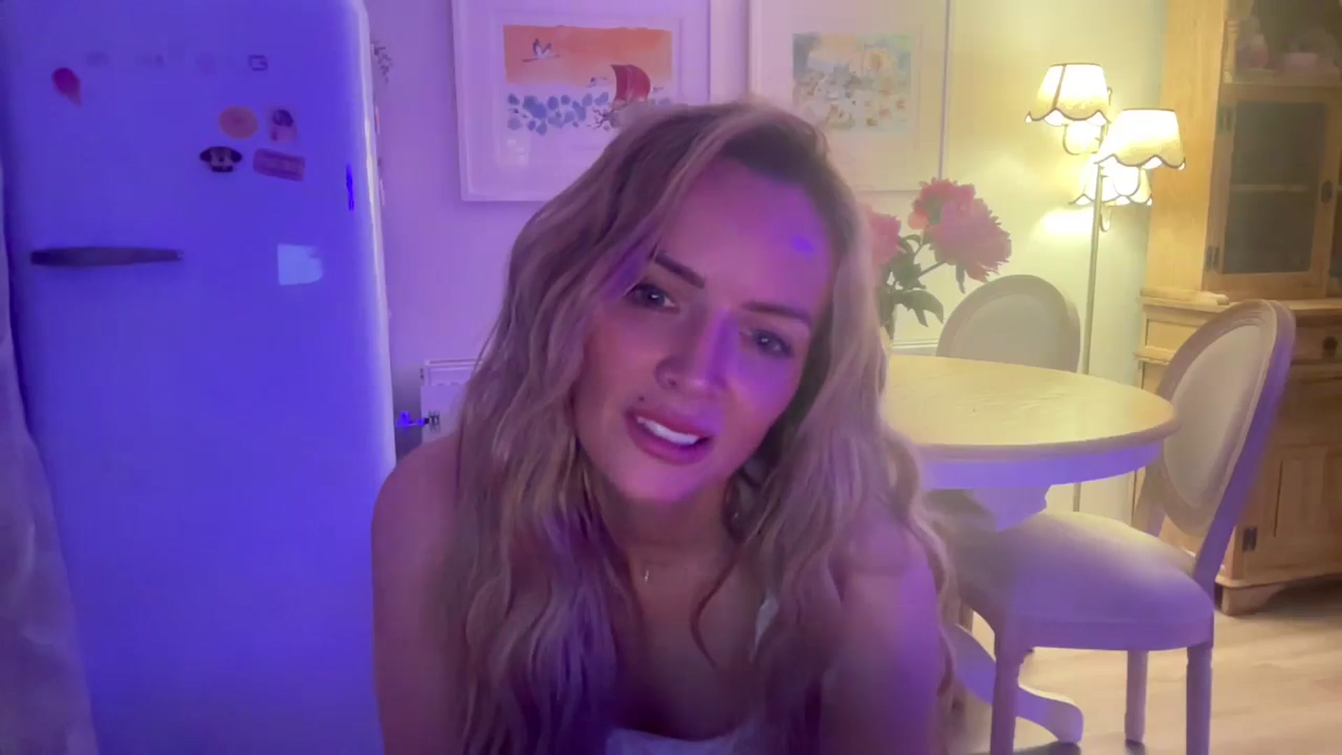 Gallery image thumbnail from Courtney's myfreecams stream on, 05/09/2026, 24:39 image 3 of 20