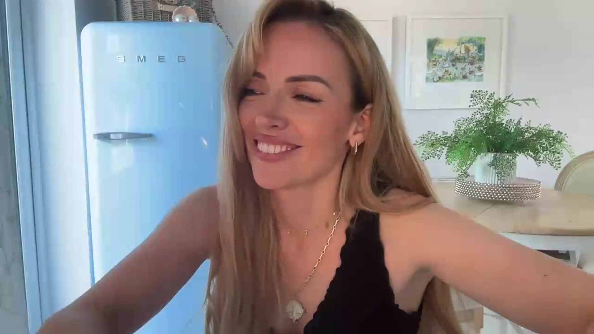 Gallery image thumbnail from Courtney's myfreecams stream on, 07/20/2026, 14:14 image 8 of 20