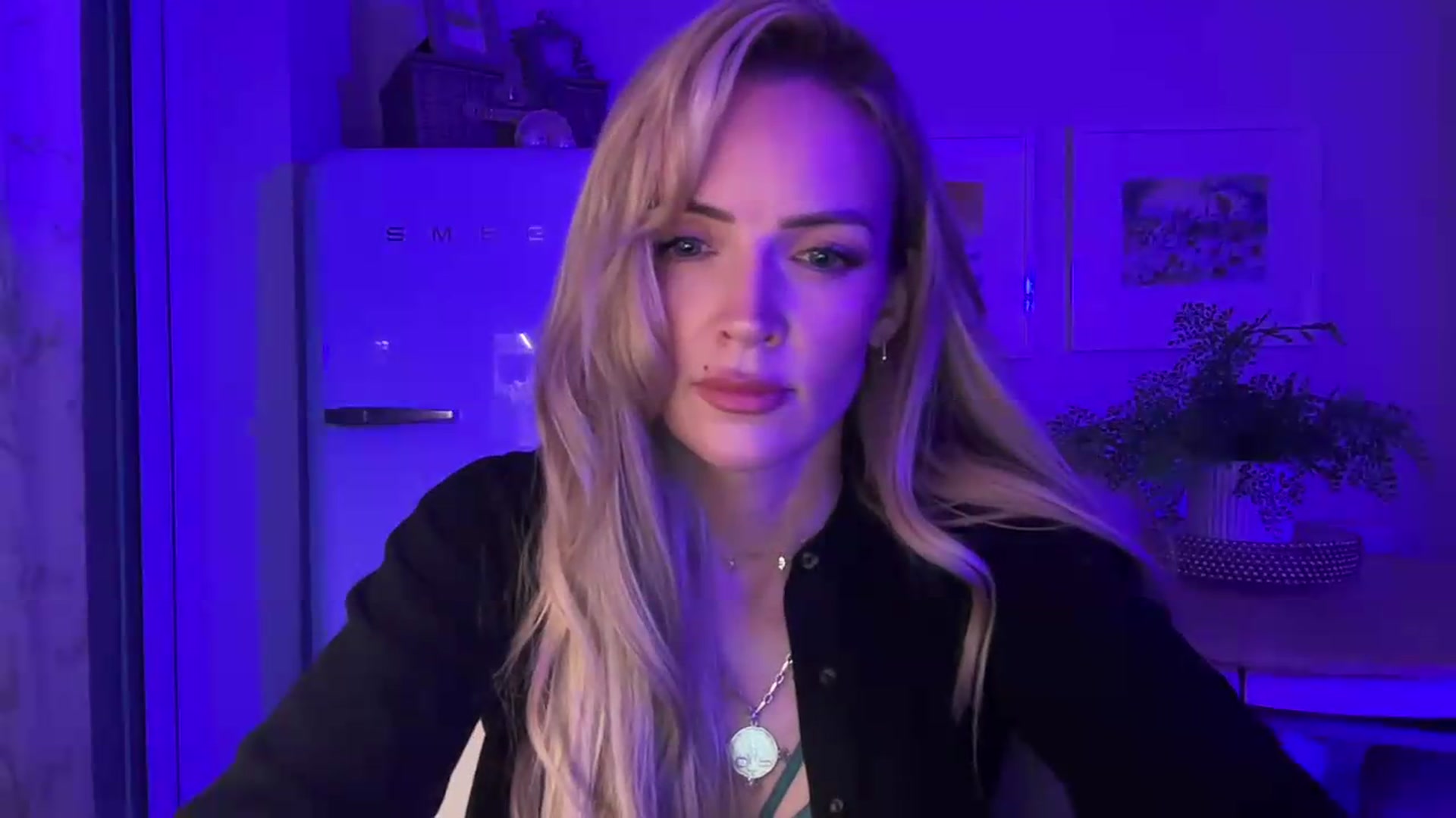 Gallery image thumbnail from Courtney's myfreecams stream on, 07/20/2026, 23:18 image 6 of 20
