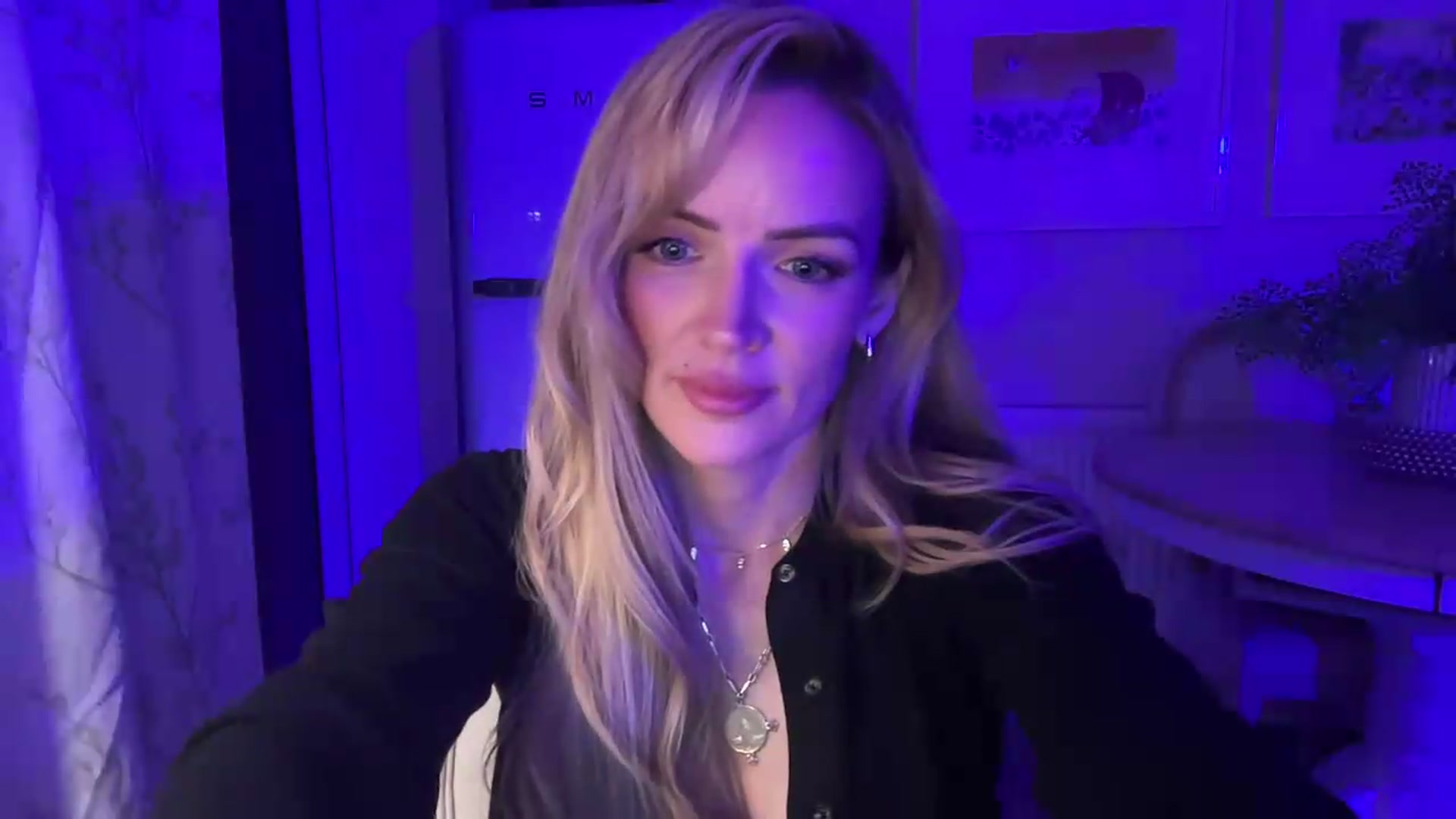 Gallery image thumbnail from Courtney's myfreecams stream on, 07/20/2026, 23:18 image 18 of 20