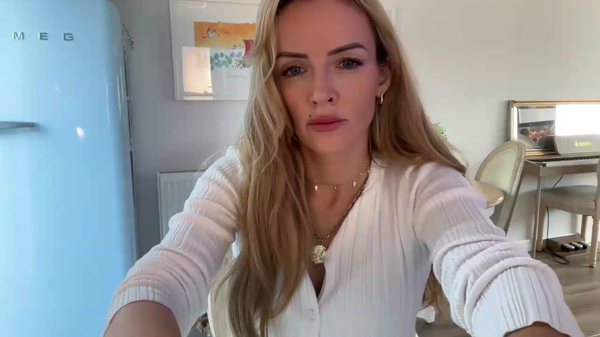 Gallery image thumbnail from Courtney's myfreecams stream on, 07/21/2026, 16:11 image 2 of 20
