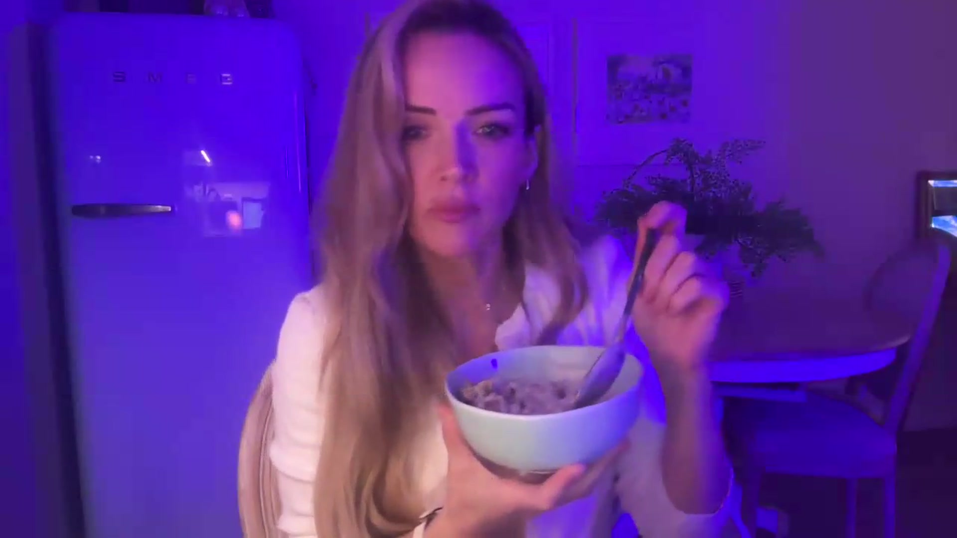 Gallery image thumbnail from Courtney's myfreecams stream on, 07/21/2026, 22:03 image 9 of 20