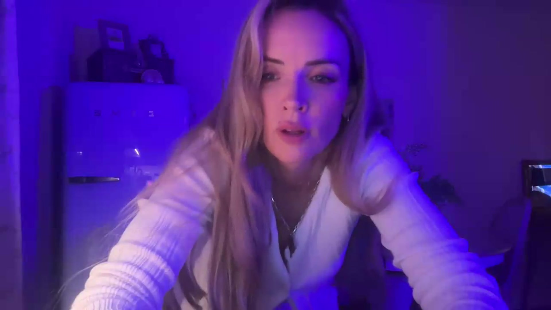Gallery image thumbnail from Courtney's myfreecams stream on, 07/21/2026, 22:03 image 15 of 20