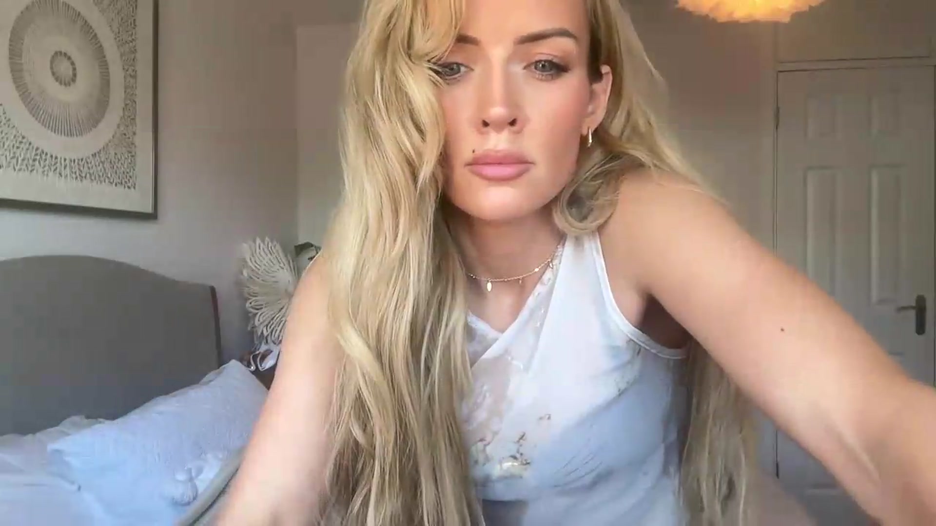 Gallery image thumbnail from Courtney's myfreecams stream on, 07/22/2026, 15:50 image 7 of 20