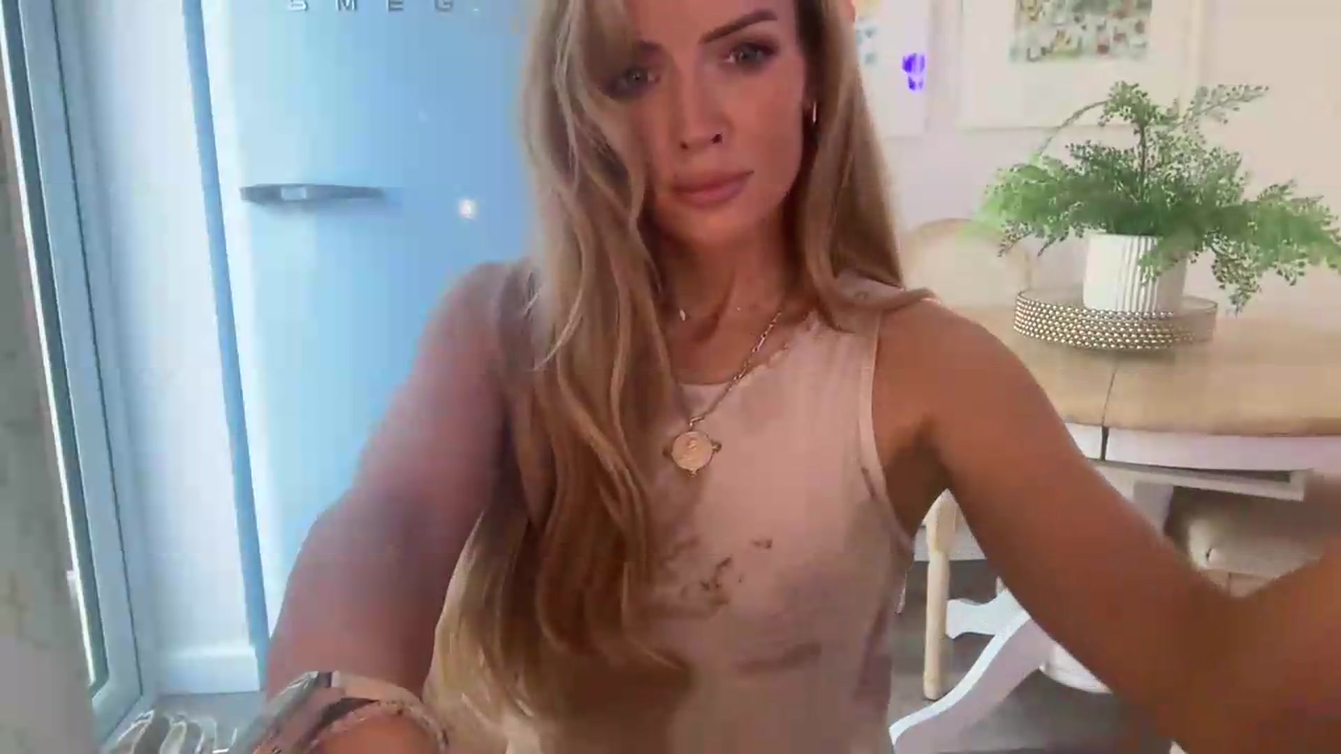 Gallery image thumbnail from Courtney's myfreecams stream on, 07/22/2026, 15:50 image 9 of 20