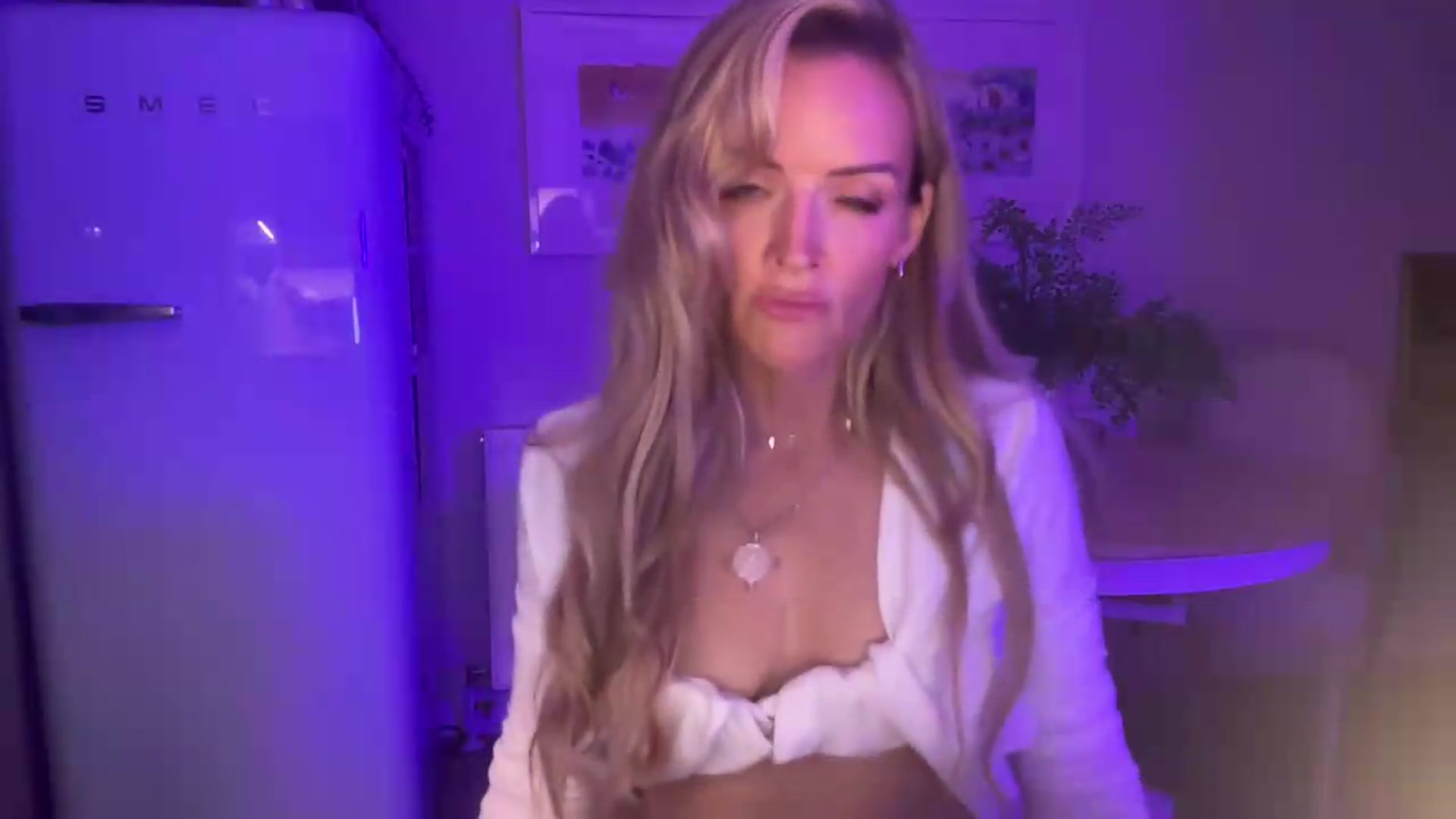 Gallery image thumbnail from Courtney's myfreecams stream on, 07/22/2026, 22:01 image 11 of 20