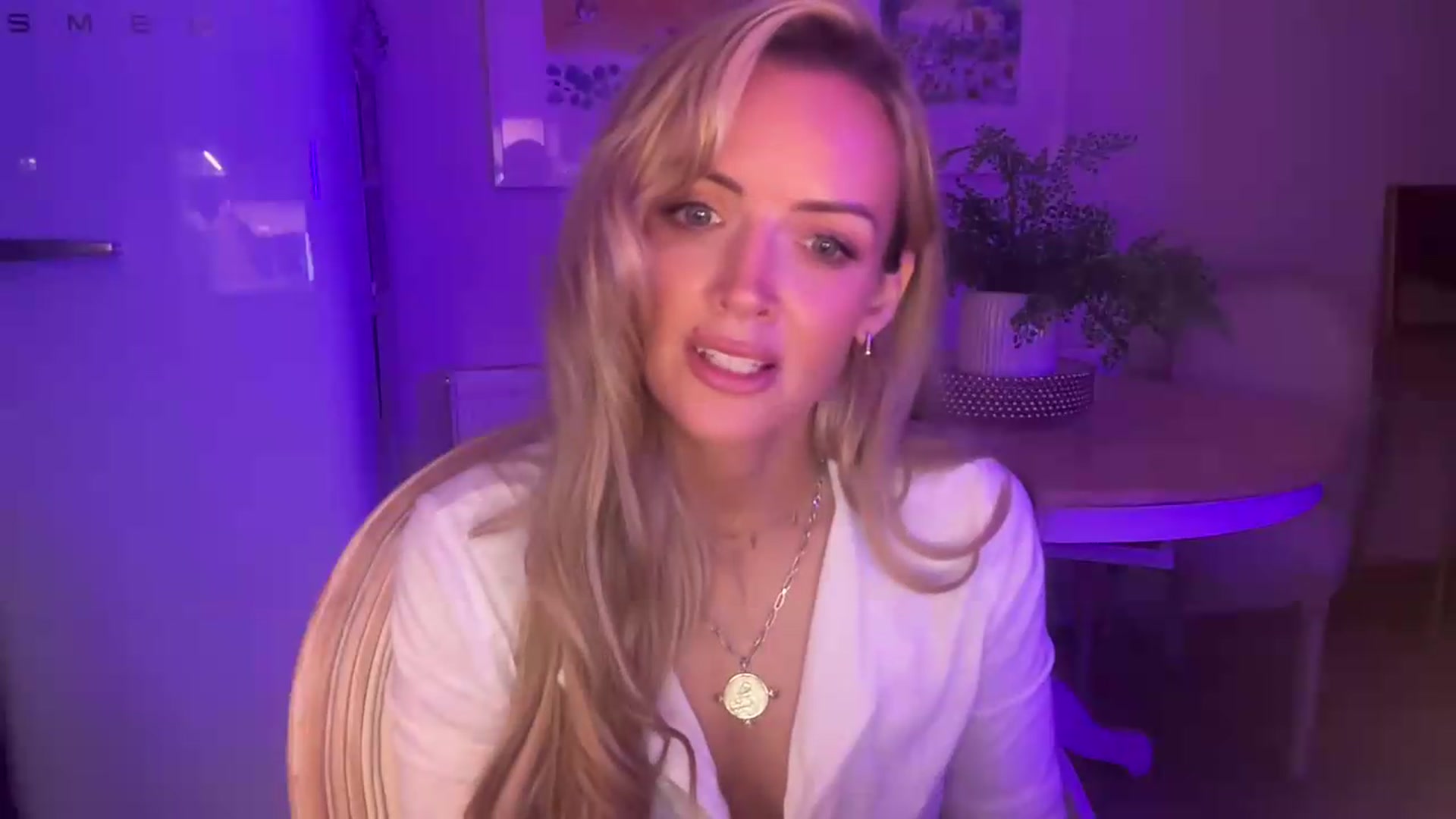 Gallery image thumbnail from Courtney's myfreecams stream on, 07/22/2026, 22:01 image 14 of 20