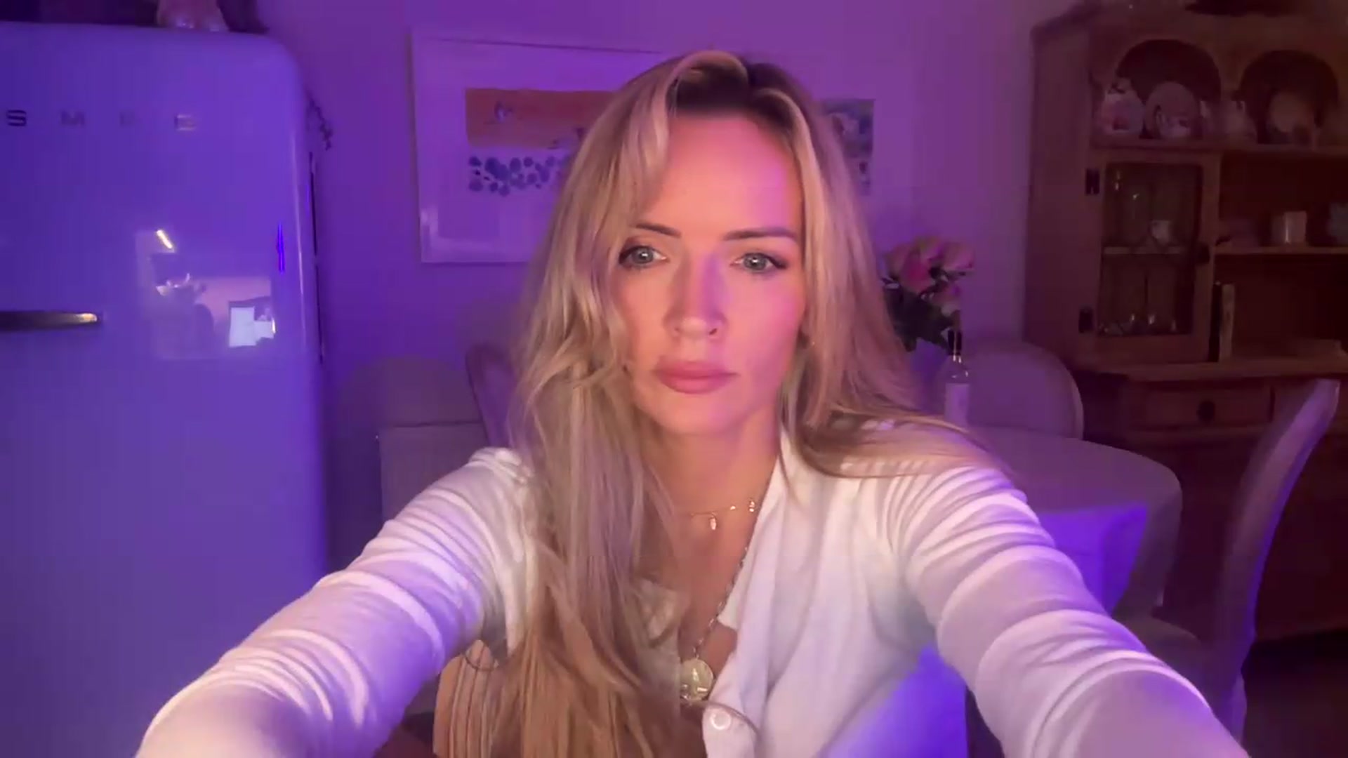 Gallery image thumbnail from Courtney's myfreecams stream on, 08/01/2026, 21:45 image 18 of 20