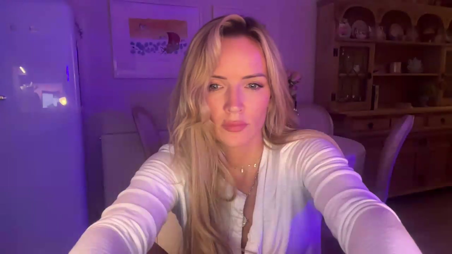 Gallery image thumbnail from Courtney's myfreecams stream on, 08/01/2026, 21:45 image 14 of 20