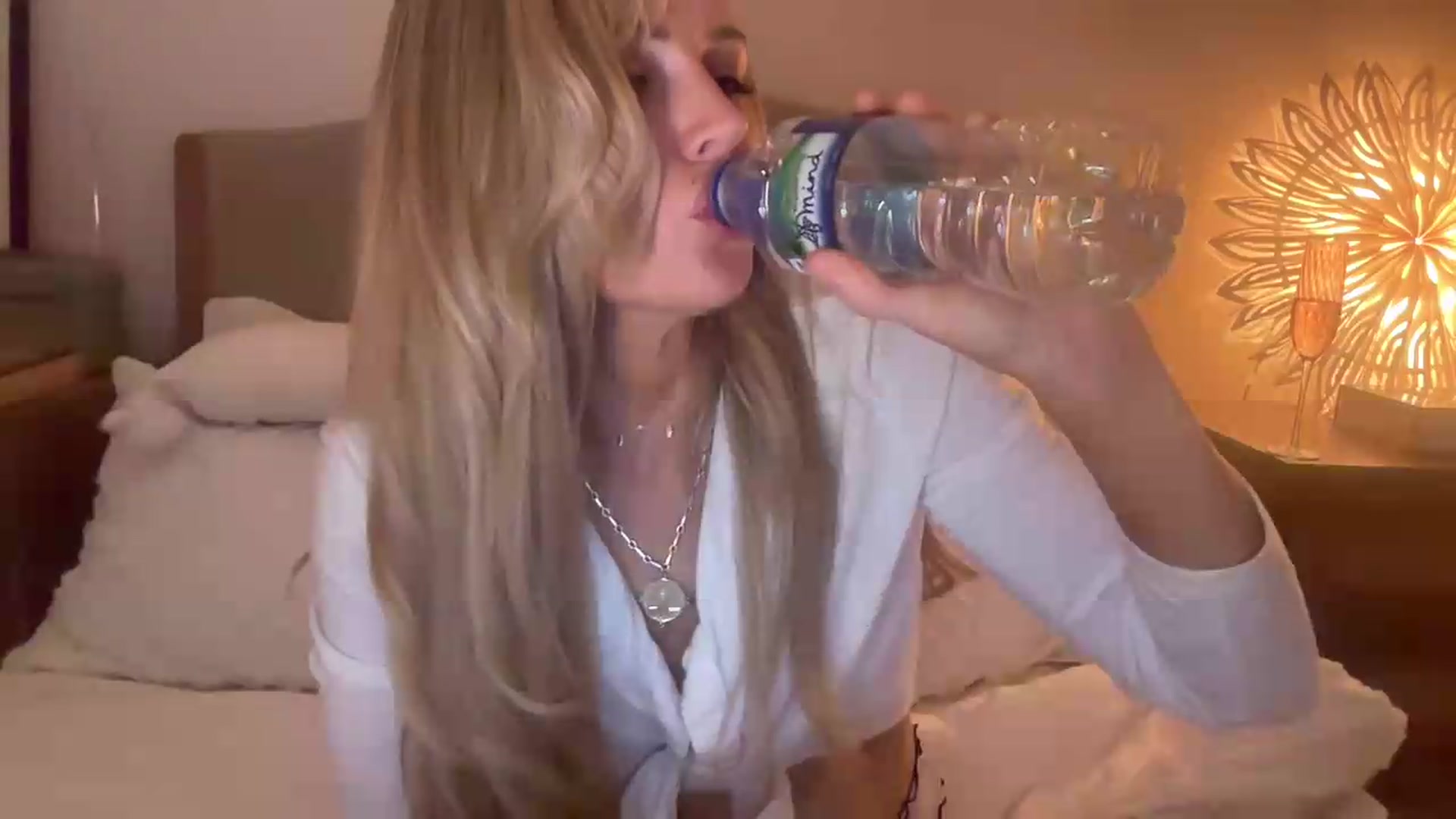Gallery image thumbnail from Courtney's myfreecams stream on, 08/01/2026, 23:02 image 19 of 20