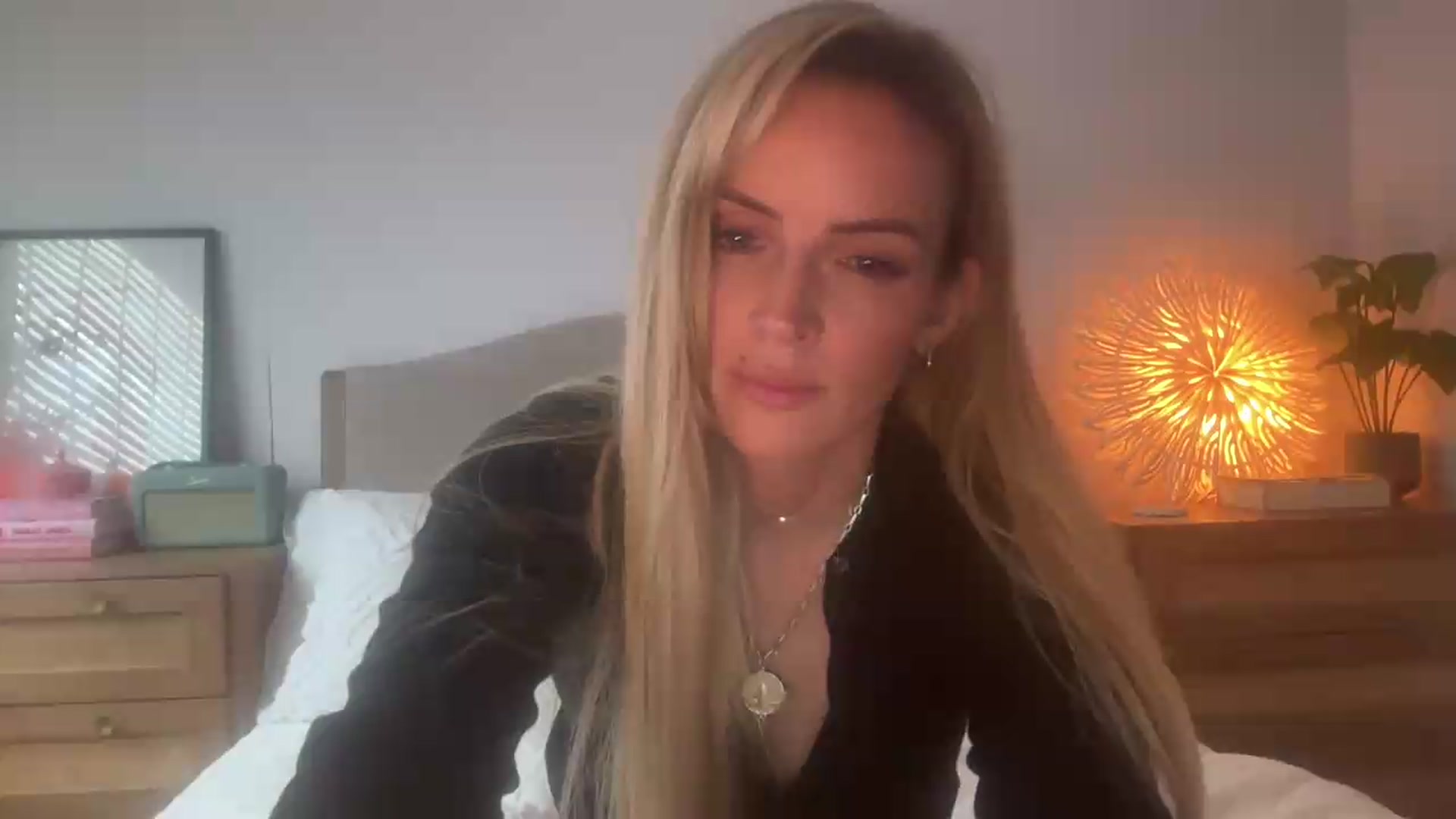 Gallery image thumbnail from Courtney's myfreecams stream on, 08/03/2026, 14:03 image 8 of 20