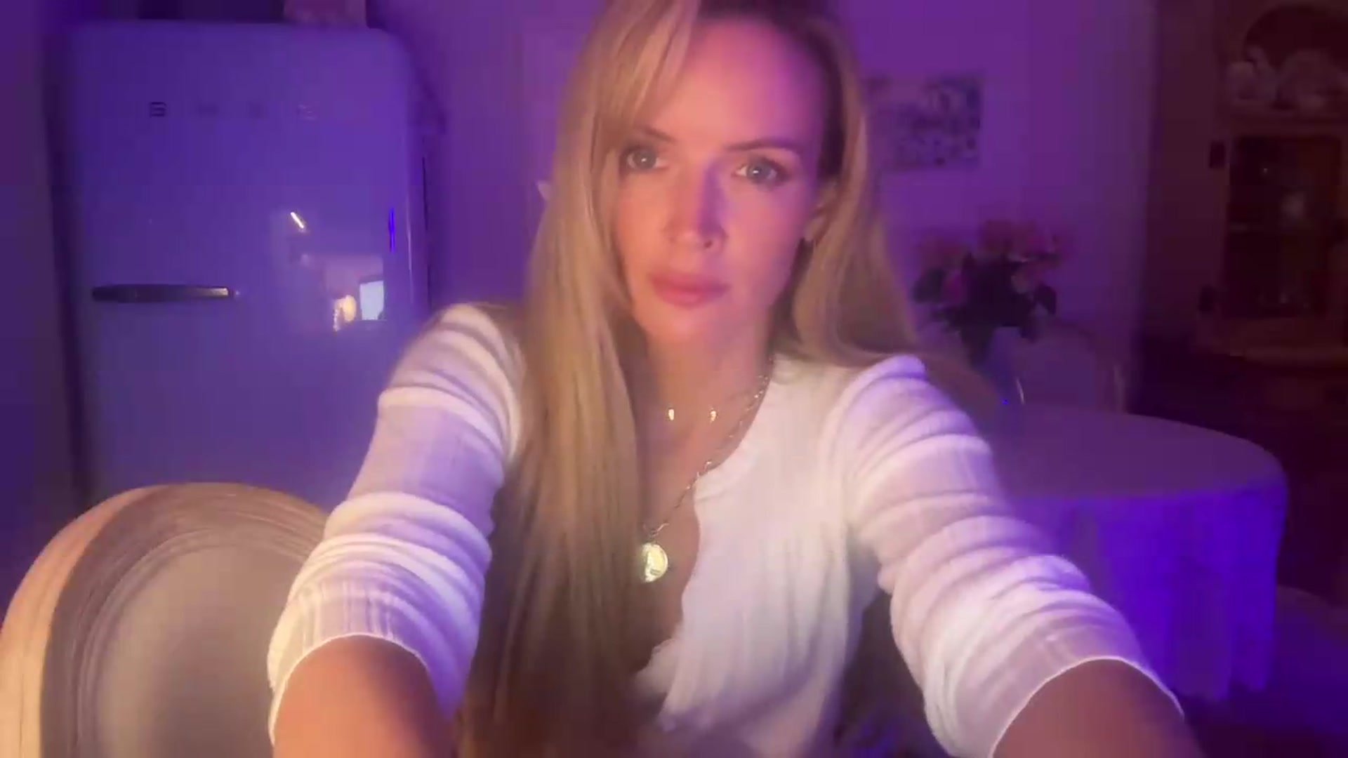 Gallery image thumbnail from Courtney's myfreecams stream on, 08/03/2026, 22:16 image 20 of 20