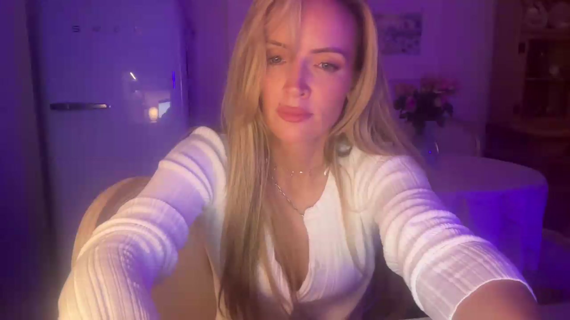 Gallery image thumbnail from Courtney's myfreecams stream on, 08/03/2026, 22:16 image 11 of 20