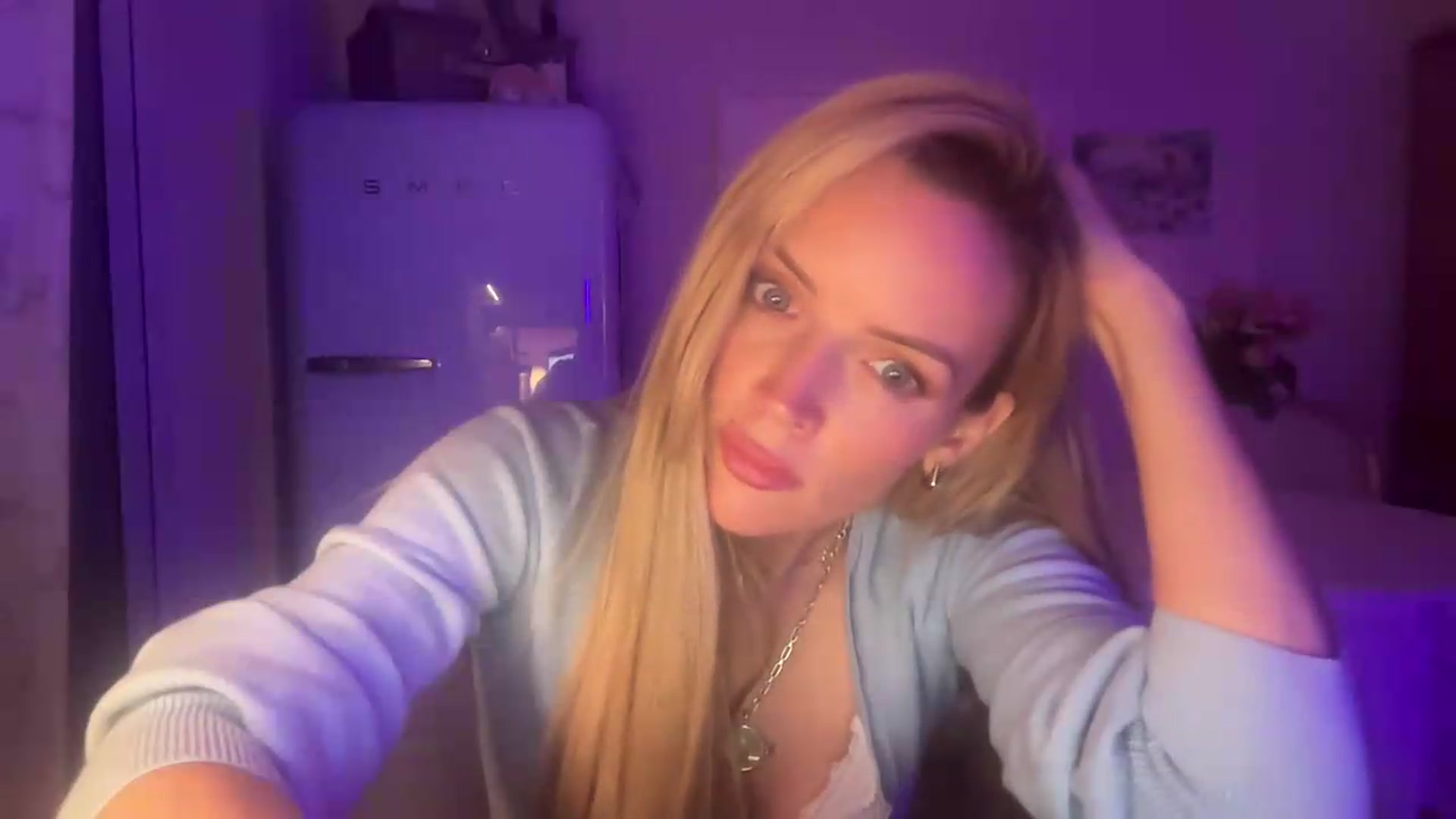 Gallery image thumbnail from Courtney's myfreecams stream on, 08/03/2026, 22:16 image 6 of 20
